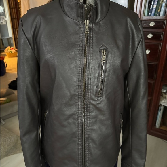 Jacket - Picture 2 of 9